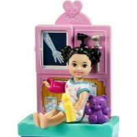 Mattel Barbie povolání herní set dětská doktorka blondýnka 4