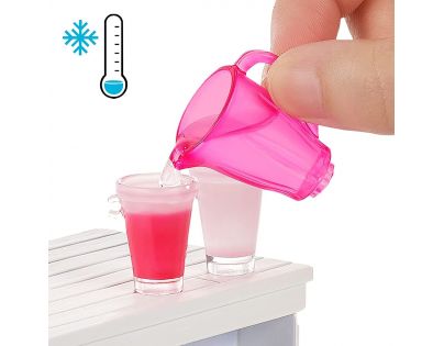 Mattel Barbie Smoothie stánek s panenkou