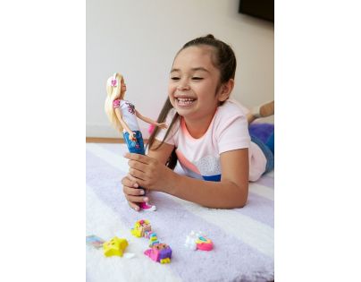 Mattel Barbie ve světě her s Emoji