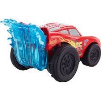 Mattel Cars 3 auto do vody Lightning McQeen 2