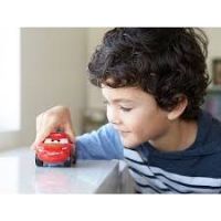 Mattel Cars 3 natahovací auta Flash McQueen 4