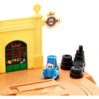 Mattel Cars action shifters herní set Luigiho obchod s pneumatikami 6