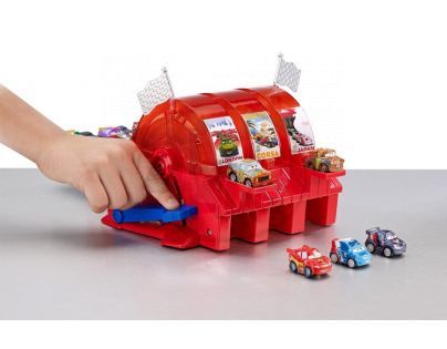 Cars Micro Drifters multi-vystřelovač Mattel BCD20