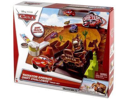 Cars Micro Drifters Závodní aréna Mattel X9527