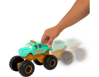 Mattel Cars velké kaskadérské auto Ivy