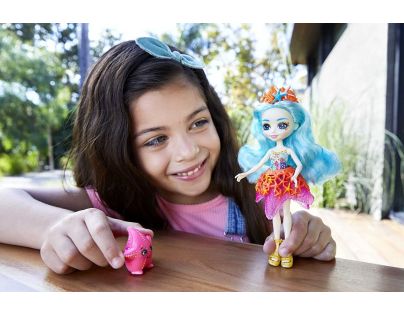 Mattel Enchantimals Panenka a zvířátko Royal Ocean Kingdom Staria Starfish a Beamy