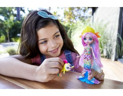 Mattel Enchantimals Panenka a zvířátko Royal Ocean Kingdom zlatá rybka