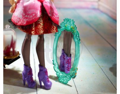 Mattel Ever After High Komnata z Knihokonce - Obuvnictví U Ztraceného střevíčku