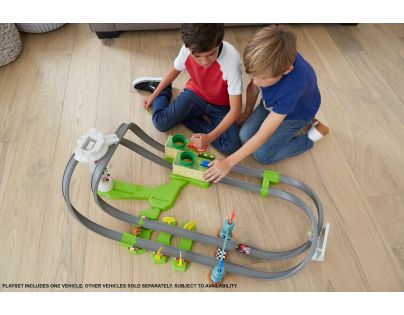 Mattel Hot Wheels Mario Kart Dvojitý závodní okruh