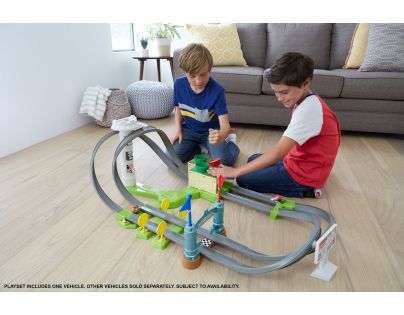 Mattel Hot Wheels Mario Kart Dvojitý závodní okruh