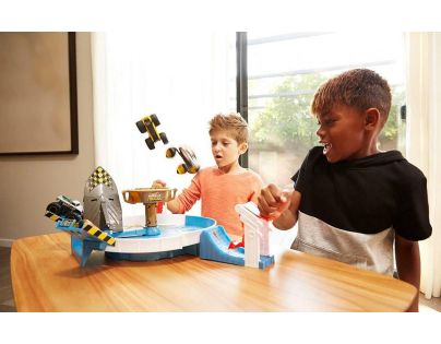 Mattel Hot Wheels Monster trucks žraločí útok