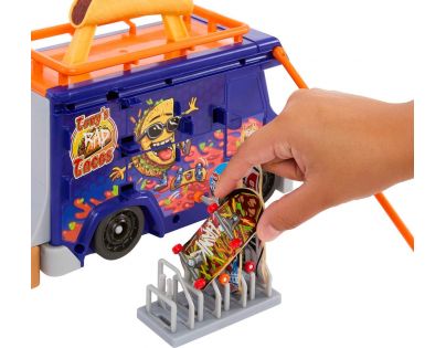 Mattel Hot Wheels Skate Taco Truck Play Case