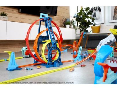Mattel Hot Wheels track builder trojitá smyčka
