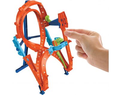Mattel Hot Wheels Vertikální osmičková dráha
