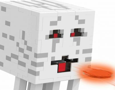 Mattel Minecraft Ďas střílející ohnivé koule