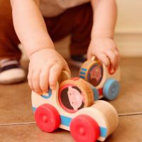 Melissa & Doug Go Tots Dřevěná závodní auta - Poškozený obal 5
