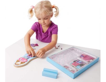 Melissa & Doug Magnetické oblékání Panenka