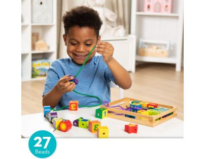 Melissa & Doug Navlékání dřevěných tvarů