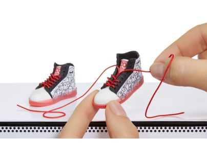 MGA Miniverse – Make it Mini Boty