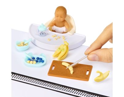 MGA's Miniverse Mini Baby Food