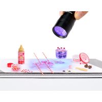 MGA's Miniverse - Make it Mini Zamilovaná série, série 2 4