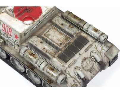 Zvezda Model Kit military Soviet tank Destroyer SU-122 1:35