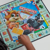 Hasbro Monopoly Junior Electronic Banking 6