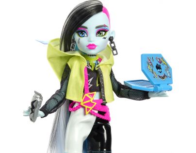 Monster High Skulltimate secrets panenka neon Frankie