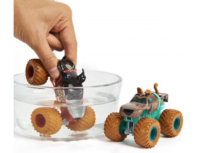 Monster Jam Sběratelská auta dvojbalení 1:64 Monster Mutt Scooby-Doo