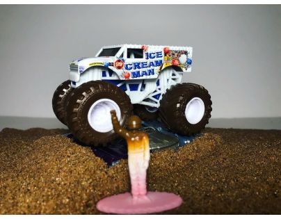 Monster Jam Sběratelská Die-Cast auta 1:64 Ice Cream Man