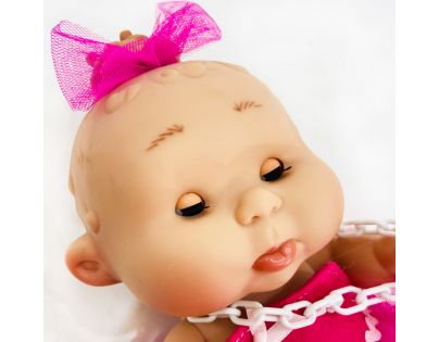 Nines Pepotes Panenka Mrkací plaváček 26 cm Nines Pepotes Panenka Mrkací plaváček 26 cm