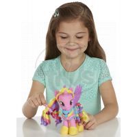 My Little Pony Kouzelný poník s oblečky a doplňky - Princess Cadance 2