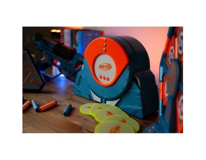 Nerf Elite 2.0 vystřelovač disků se světelným efektem