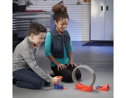 Nerf Nitro Speedloop překážka
