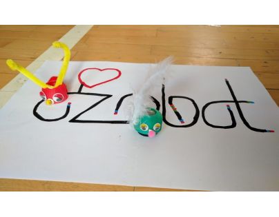 Ozobot EVO programovatelný robot bílý
