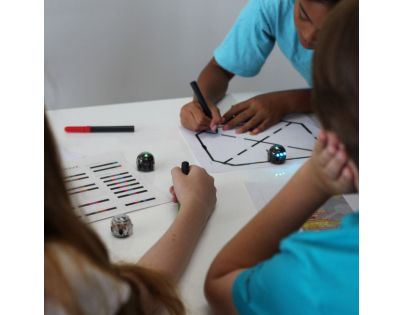Ozobot EVO programovatelný robot bílý