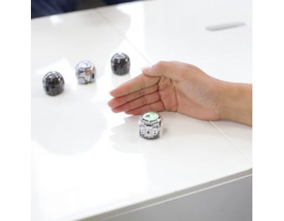 Ozobot EVO programovatelný robot bílý