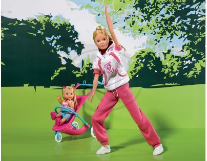 Panenka Steffi Sporty mummy s Evičkou - Poškozený obal