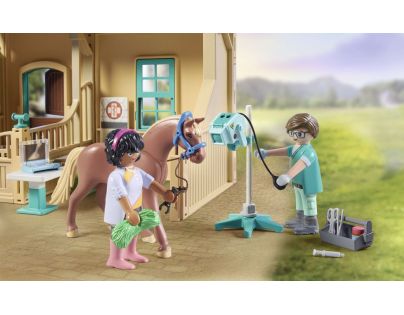 PLAYMOBIL® 71352 Jezdecká terapie a veterinární praxe