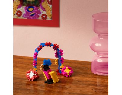 Plus-Plus Inspired - Frida Kahlo