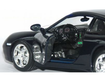 Porsche 911 Carrera 4 Bburago 1:18