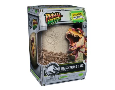 Primal Hatch dinosauři líhnoucí se z vejce
