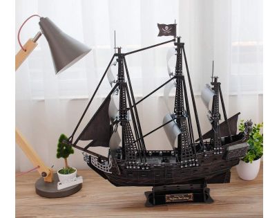 Puzzle 3D Queen Anne's Revenge LED 340 dílků