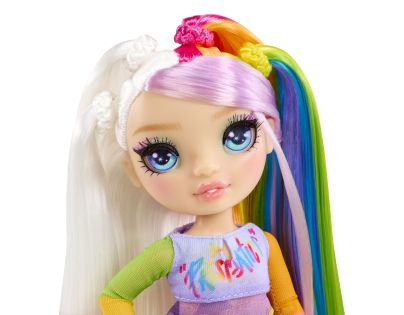 Rainbow High Junior Fashion panenka v rockové kapele - Amaya
