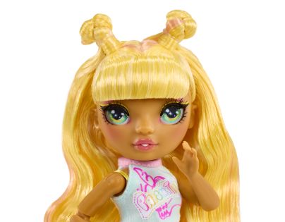 Rainbow High Junior Fashion panenka v rockové kapele - Sunny