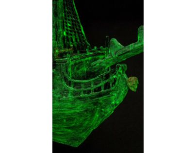 Revell EasyClick loď Ghost Ship Night color 1:150