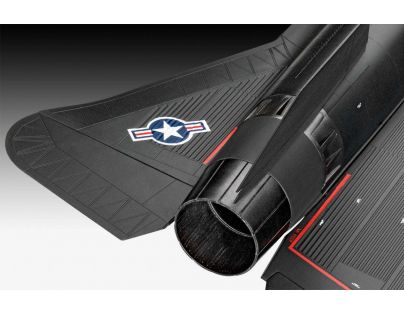Revell Plastic ModelKit letadlo Lockheed SR-71 A Blackbird 1 : 48