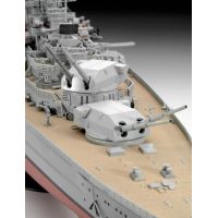 Revell Plastic ModelKit loď Battleship Bismarck 1:350 4
