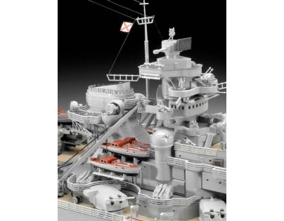 Revell Plastic ModelKit loď Battleship Bismarck 1:350