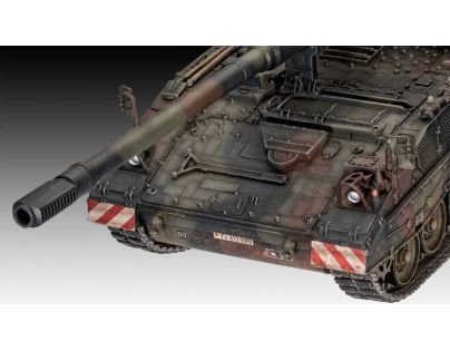 Revell Plastic ModelKit tank Panzerhaubitze 2000 1:35